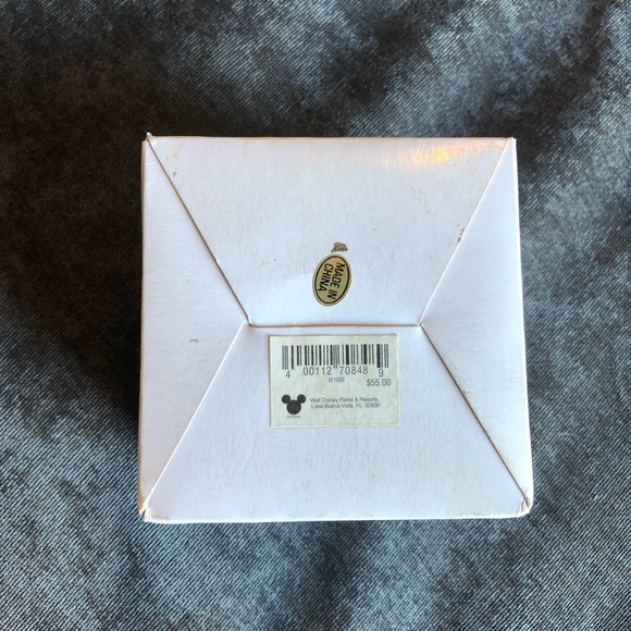 Incredible Classic Walt Disney Cinderella Watch in Collectable Tin - Like New! - Picture 8 of 8